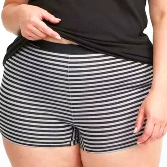 Torrid Cotton Hi Rise Shortie Panty- Torrid Size 6- NWT - Picture 1 of 4